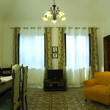 Antica Dimora Benanti Holiday home